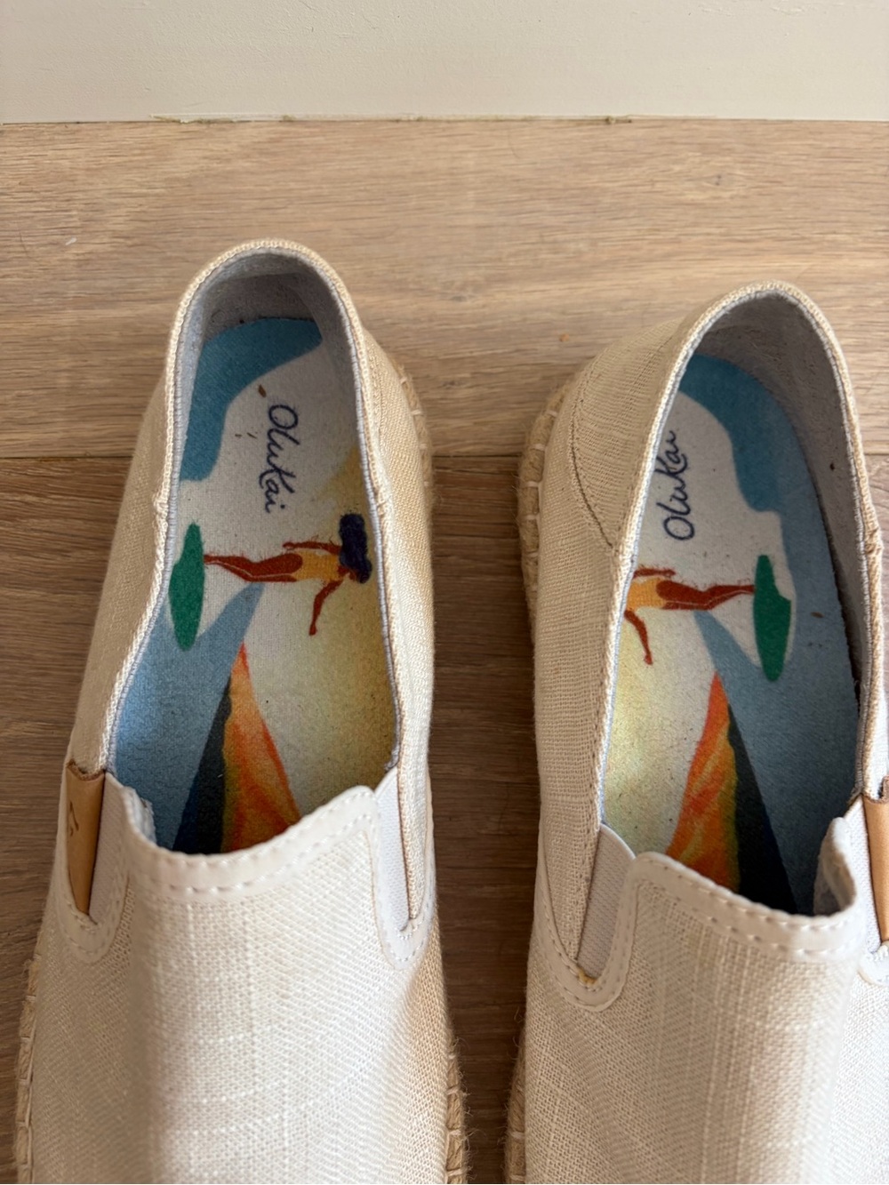 OluKai Kaula Pa'a Kapa espadrille linen slip on comfort -size 8 - Picture 2 of 10